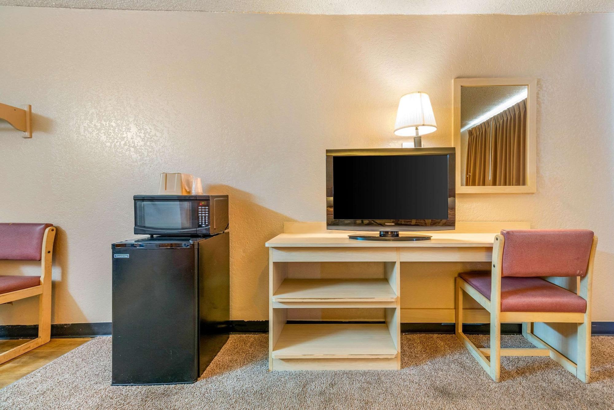 Rodeway Inn Pueblo Luaran gambar