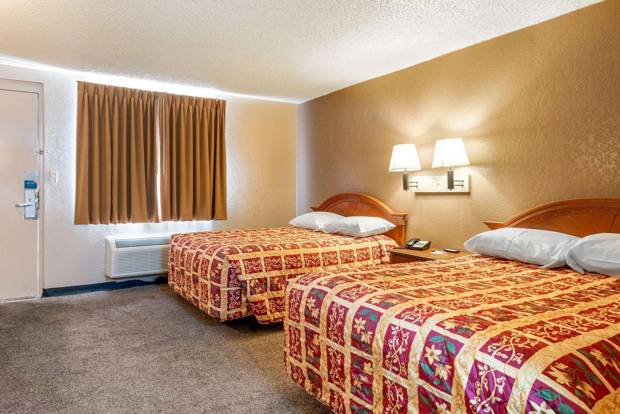 Rodeway Inn Pueblo Luaran gambar