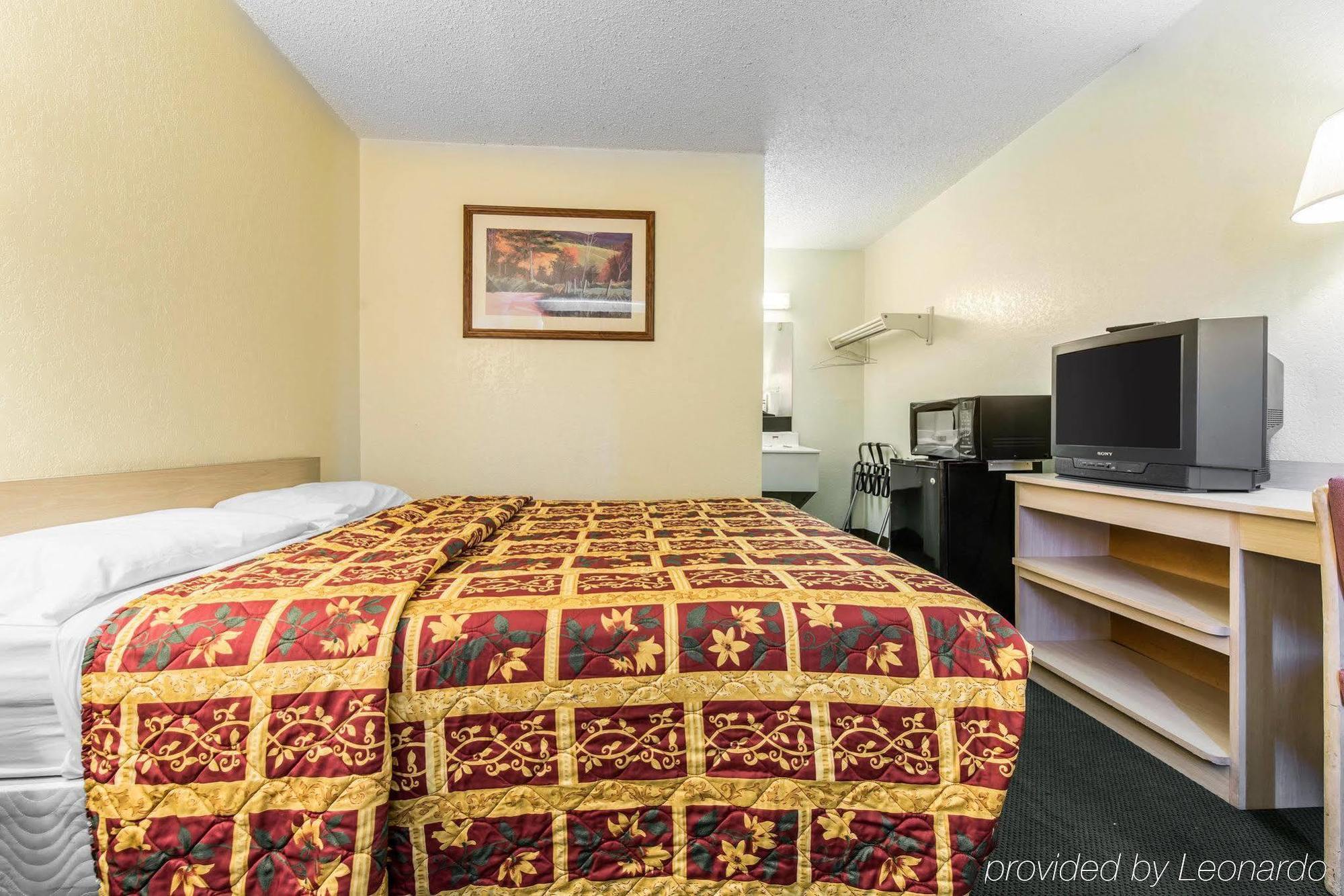 Rodeway Inn Pueblo Luaran gambar