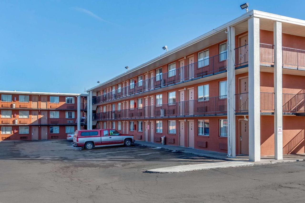 Rodeway Inn Pueblo Luaran gambar